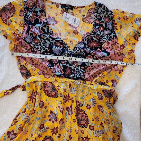 Boho Chic Yellow Paisley Surplice Tie Waist Ruffle Hem Dress Large - Picture 9 of 12
